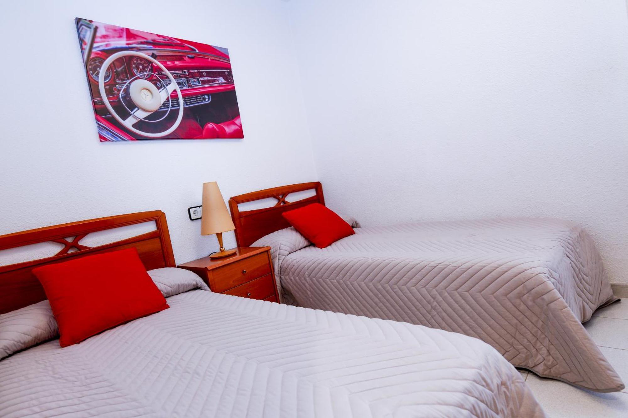 Santillana Homestay By Turismar Salou Zewnętrze zdjęcie